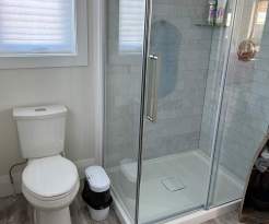 BATH-SHOWER-1290x861x72